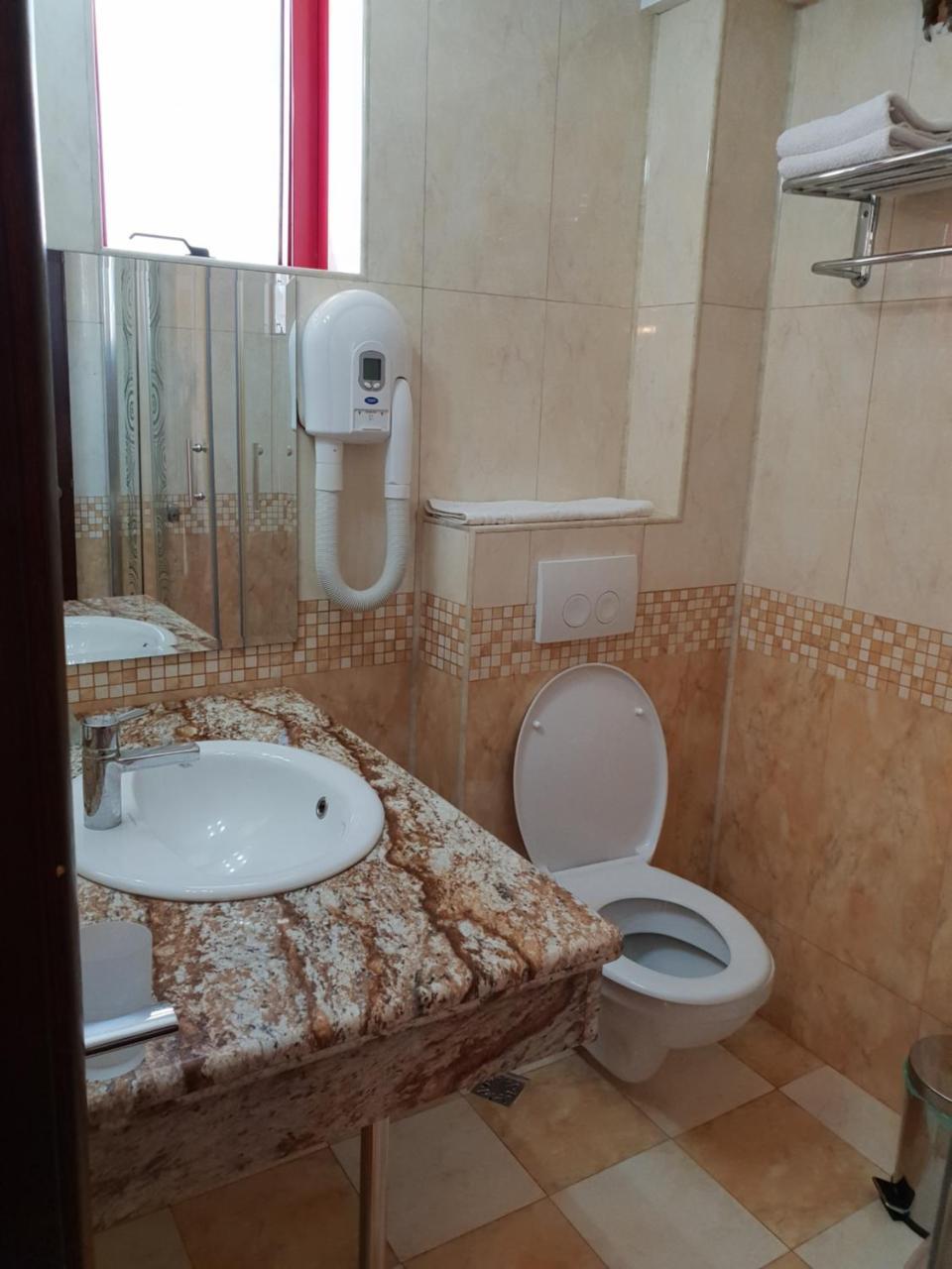 Pensiunea Ghiocela Motru المظهر الخارجي الصورة